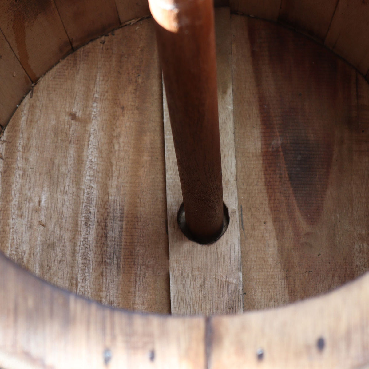 Beer Barrel Stool & Parasol Stand – Natural Wood 38 x 32 cm