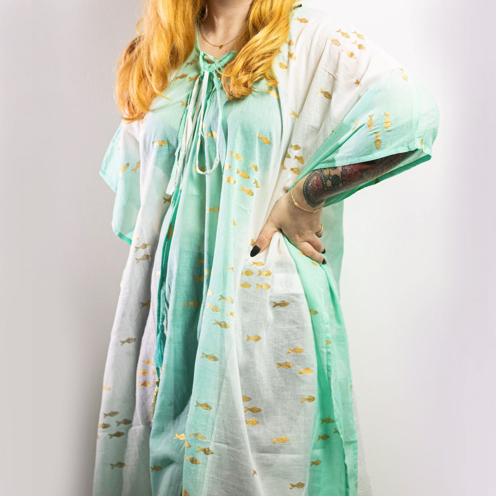 Nomad Sari Kaftan – White & Turquoise with Gold Fish Print