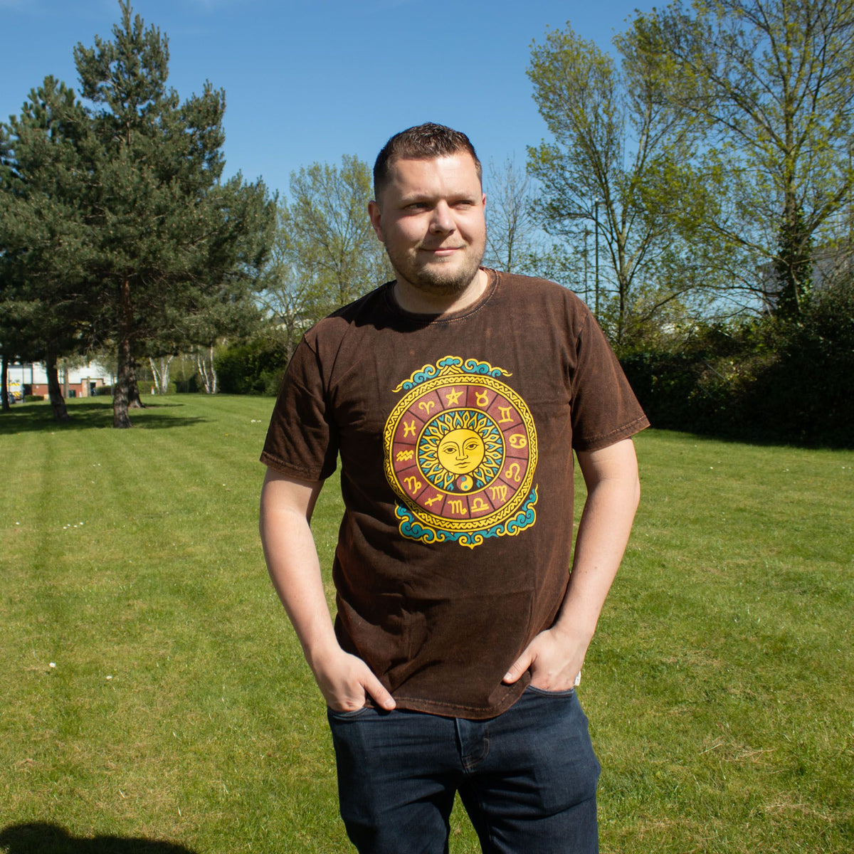 Nomad Sari Stonewashed Cotton T-Shirt - Sun & Zodiac - Brown - XL
